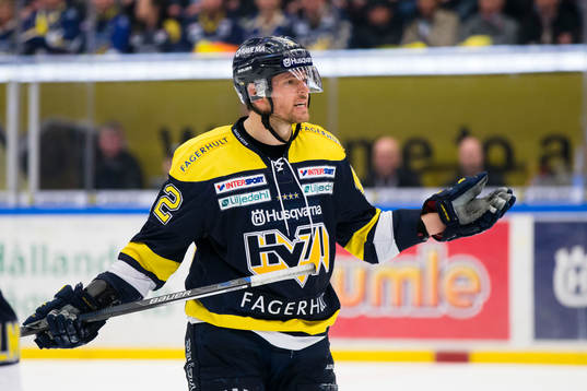 s Dylan Reese missnöjd