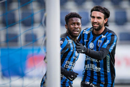 Sirius Kingsley Kofi Sarfo gör 1-0 och jublar med