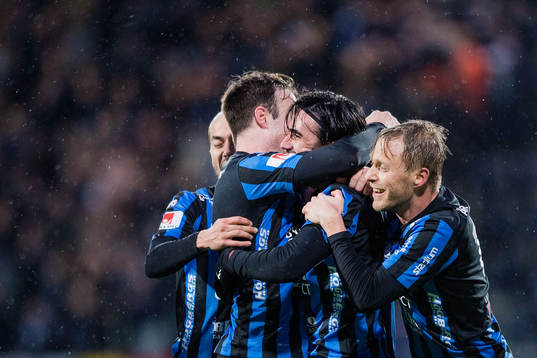 Sirius spelare jublar