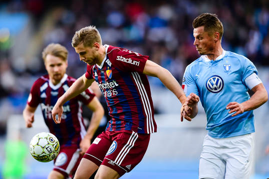 Djurgårdens Niklas Gunnarsson och Malmö FFs Markus