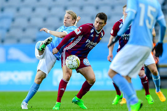 Malmö FFs Oscar Lewicki och Djurgårdens Kerim Mrabti