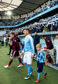 Malmö FFs Markus Rosenberg och Djurgårdens Kim