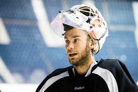 Sveriges målvakt Eddie Läck