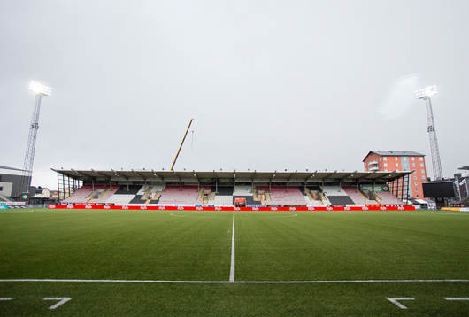 Ett regnigt Behrn Arena