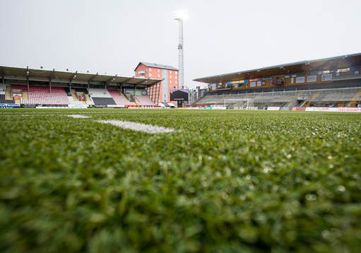 Ett regnigt Behrn Arena