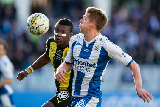 Hammarbys Joseph Aidoo och IFK Göteborgs Mikael Boman