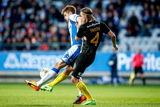 IFK Göteborgs Mikael Boman och Hammarbys Björn Paulsen