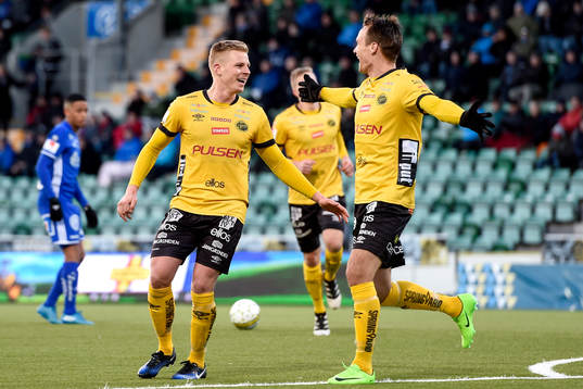 Elfsborgs Per Frick jublar