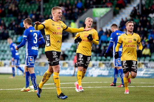 Elfsborgs Per Frick jublar