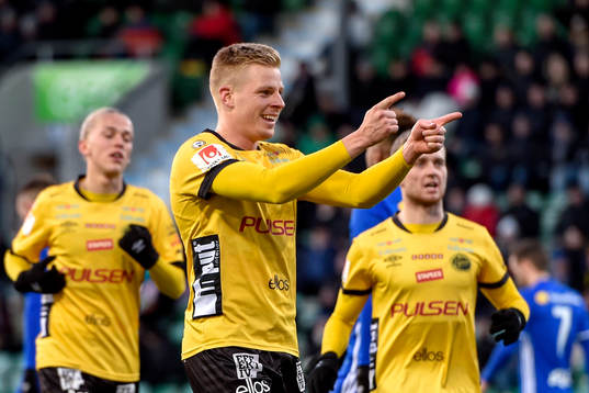 Elfsborgs Per Frick jublar