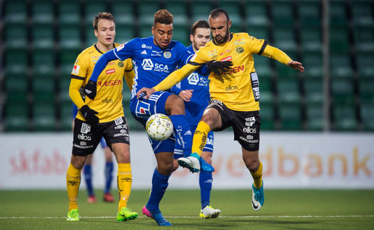 Sundsvalls Noah Sonko Sundberg och Elfsborgs Issam Jebali