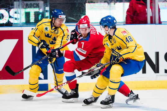 Rysslands Ivan Telegin utmanar Sveriges Philip Holm och