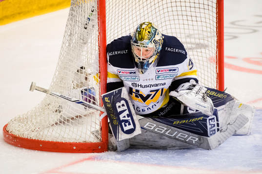 s målvakt Linus Söderström