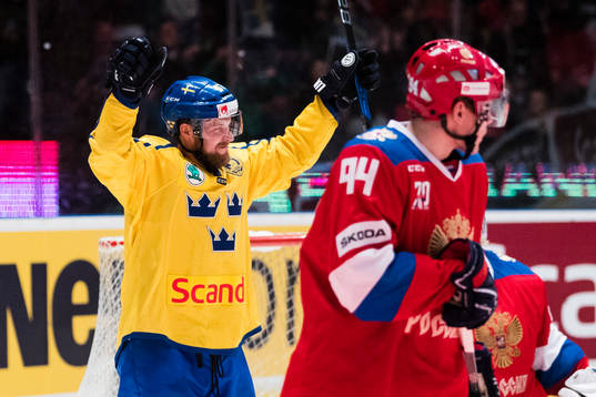 Sveriges Linus Omark jublar