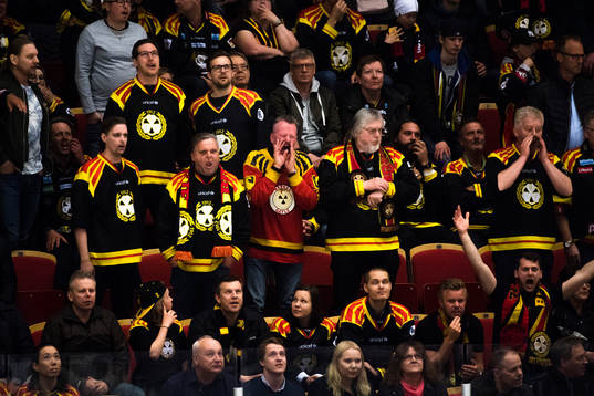 Bläddra bland fler bilder av Ishockey, SHL, Final 6, Brynäs - Hv71