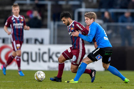 Djurgårdens Othman El Kabir och Halmstads Marcus Mathisen