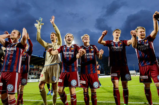 Djurgårdens spelare jublar