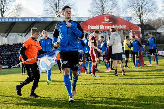Halmstads Ivo Pekalski före fotbollsmatchen i Allsvenskan