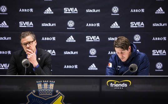 s tränare Rikard Norling på presskonferensen