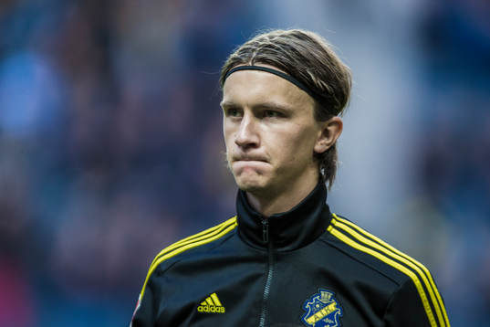 s Kristoffer Olsson innan fotbollsmatchen i Allsvenskan