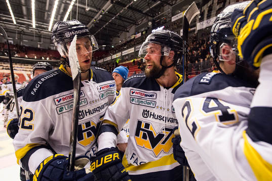 s Kevin Stenlund och Christoffer Persson  jublar