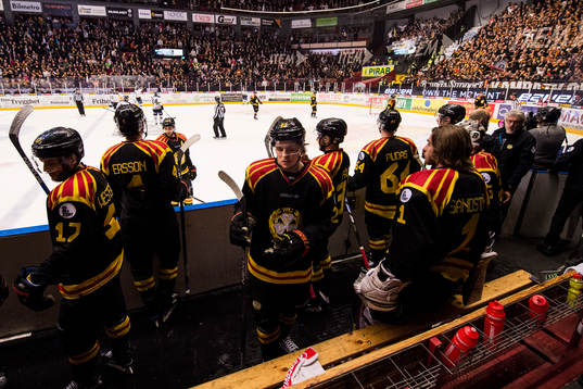 Brynäs Lucas Carlsson (m) deppar