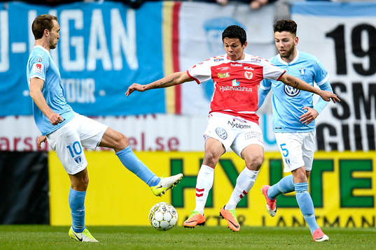 Kalmars Romário Pereira Sipião och Malmö FFs Erdal Rakip