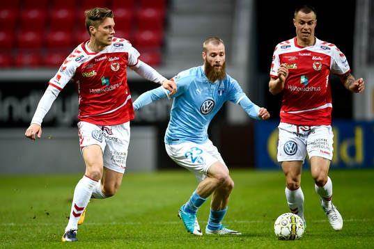 Kalmars Viktor Elm och Malmö FFs Jo Inge Berget