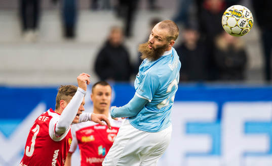 Kalmars Viktor Elm och Malmö FFs Jo Inge Berget
