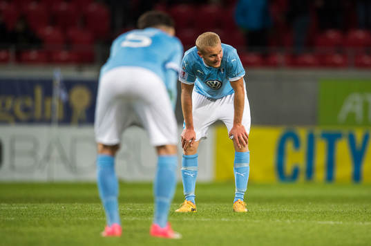 Malmö FFs Erdal Rakip och Franz Brorsson deppar