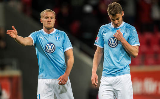 Malmö FFs Franz Brorsson och Markus Rosenberg deppar