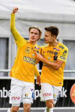 Falkenbergs Viktor Götesson (v) och Johannes Vall (h)