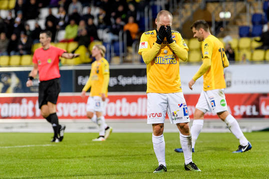 Falkenbergs Christoffer Carlsson deppar