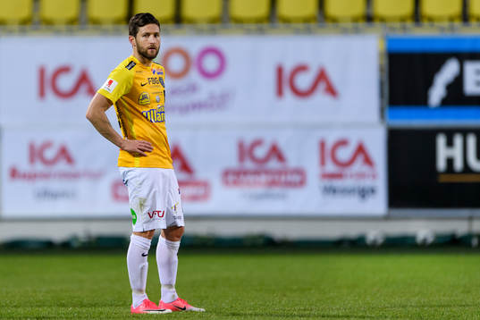 Falkenbergs Tibor Joza deppar fotbollsmatchen i Superettan