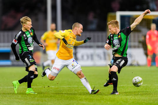 Falkenbergs Christoffer Carlsson