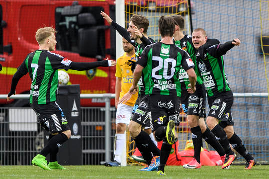 GAIS spelare jublar