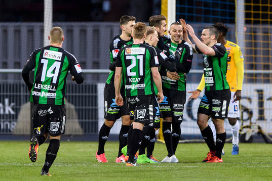 GAIS spelare jublar