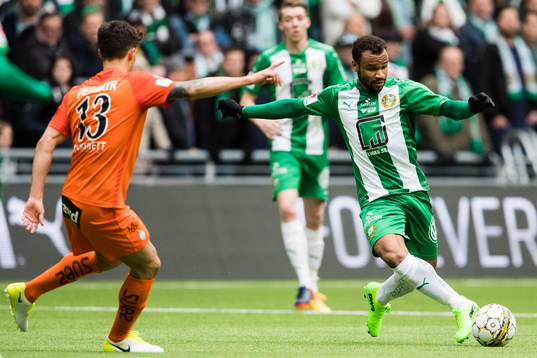 Hammarbys Serge-Junior Martinsson Ngoualiunder
