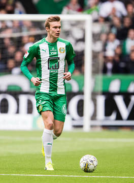 Hammarbys Marcus Degerlund med bollen