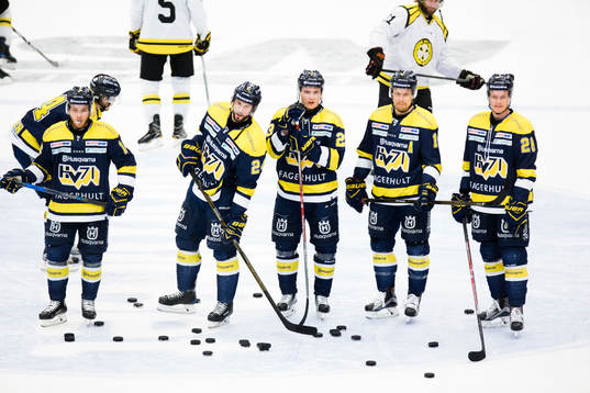 s spelare värmer upp