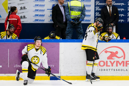 Brynäs Marcus Ersson och Jacob Blomqvist deppar