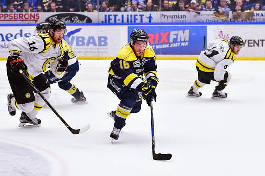s Filip Sandberg och Brynäs Daniel Paille