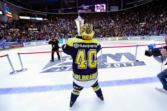 s Pär Arlbrandt  jublar