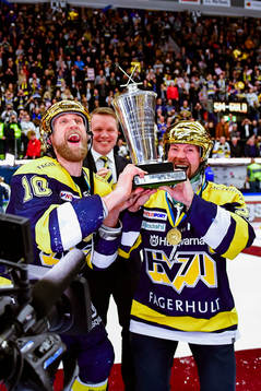 s Martin Thörnberg och Chris Abbott  jublar