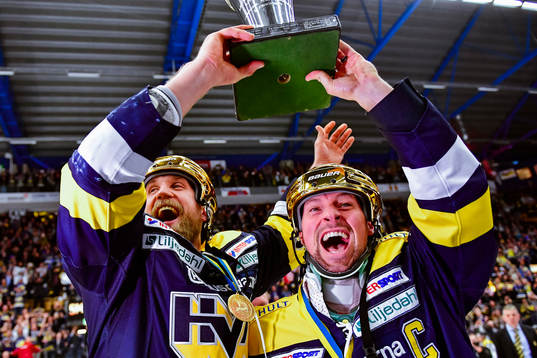 s Martin Thörnberg och Chris Abbott  jublar