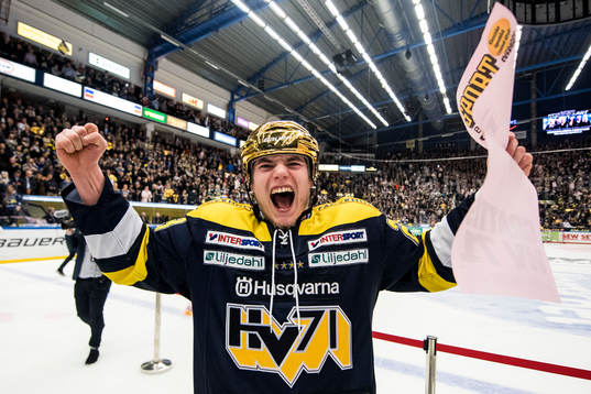 s Lias Andersson jublar