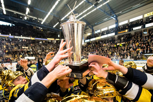 Bläddra bland fler bilder av Ishockey, SHL, Final 7, HV71 - Brynäs