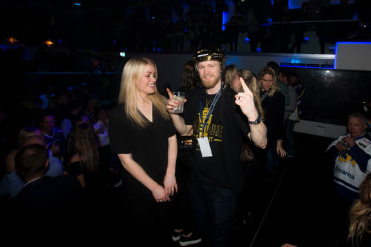 s Ted Brithén dansar på guldfesten