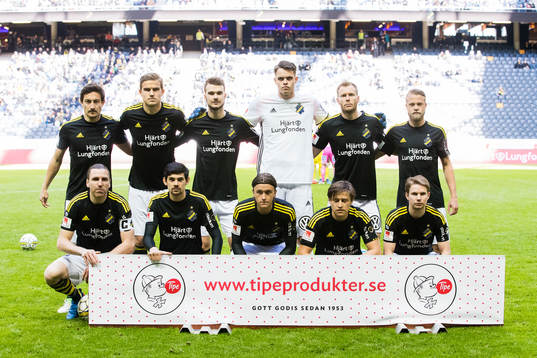 s startelva innan fotbollsmatchen i Allsvenskan mellan AIK