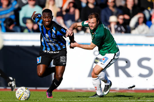 Sirius Moses Ogbu och Jönköpings Tom Siwe